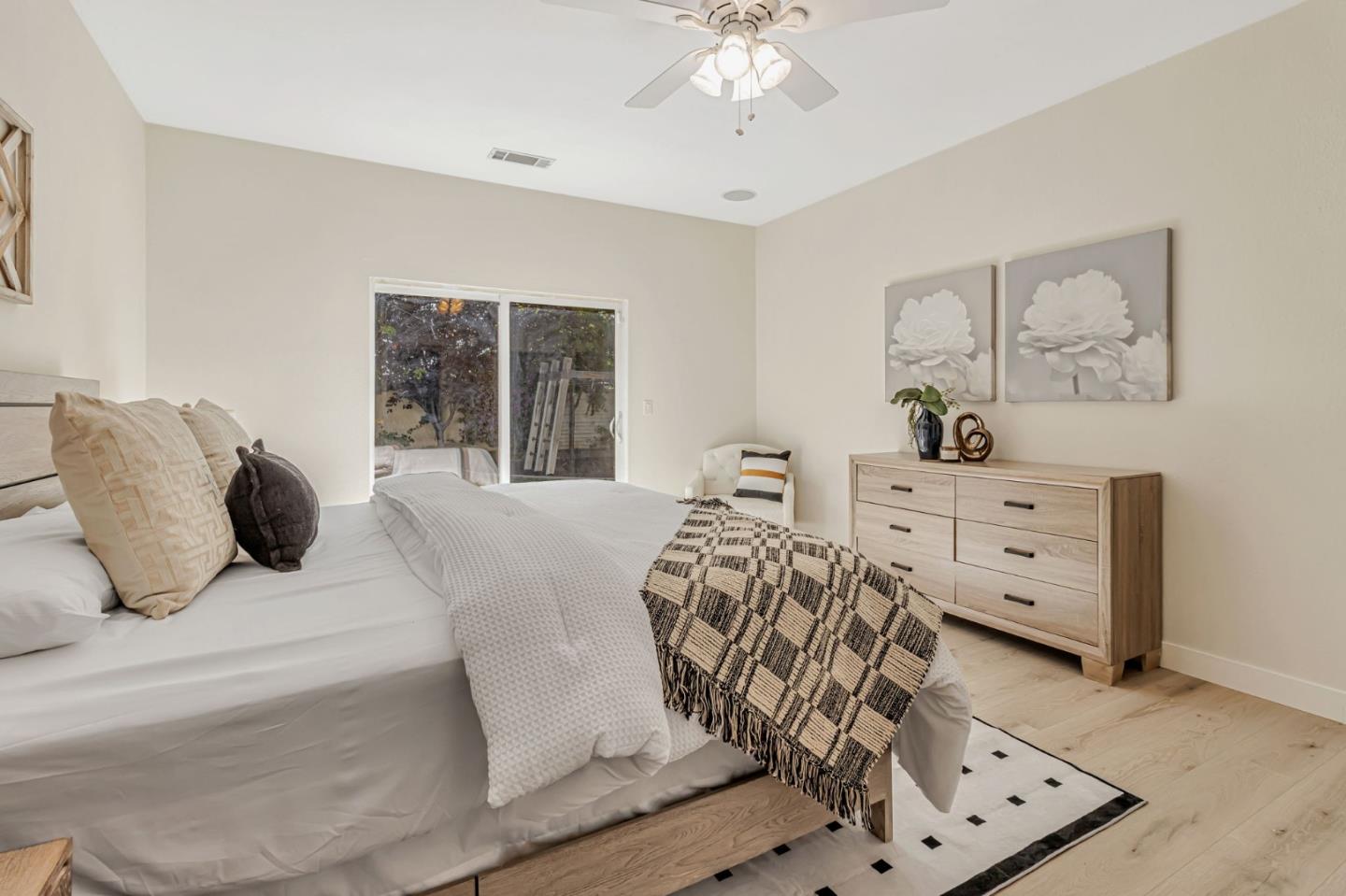 Detail Gallery Image 22 of 39 For 1724 Graham Ln, Santa Clara,  CA 95050 - 3 Beds | 2 Baths