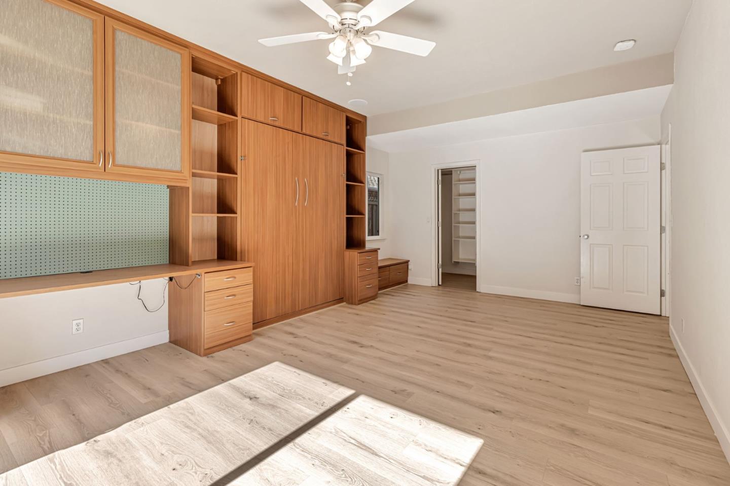 Detail Gallery Image 32 of 39 For 1724 Graham Ln, Santa Clara,  CA 95050 - 3 Beds | 2 Baths