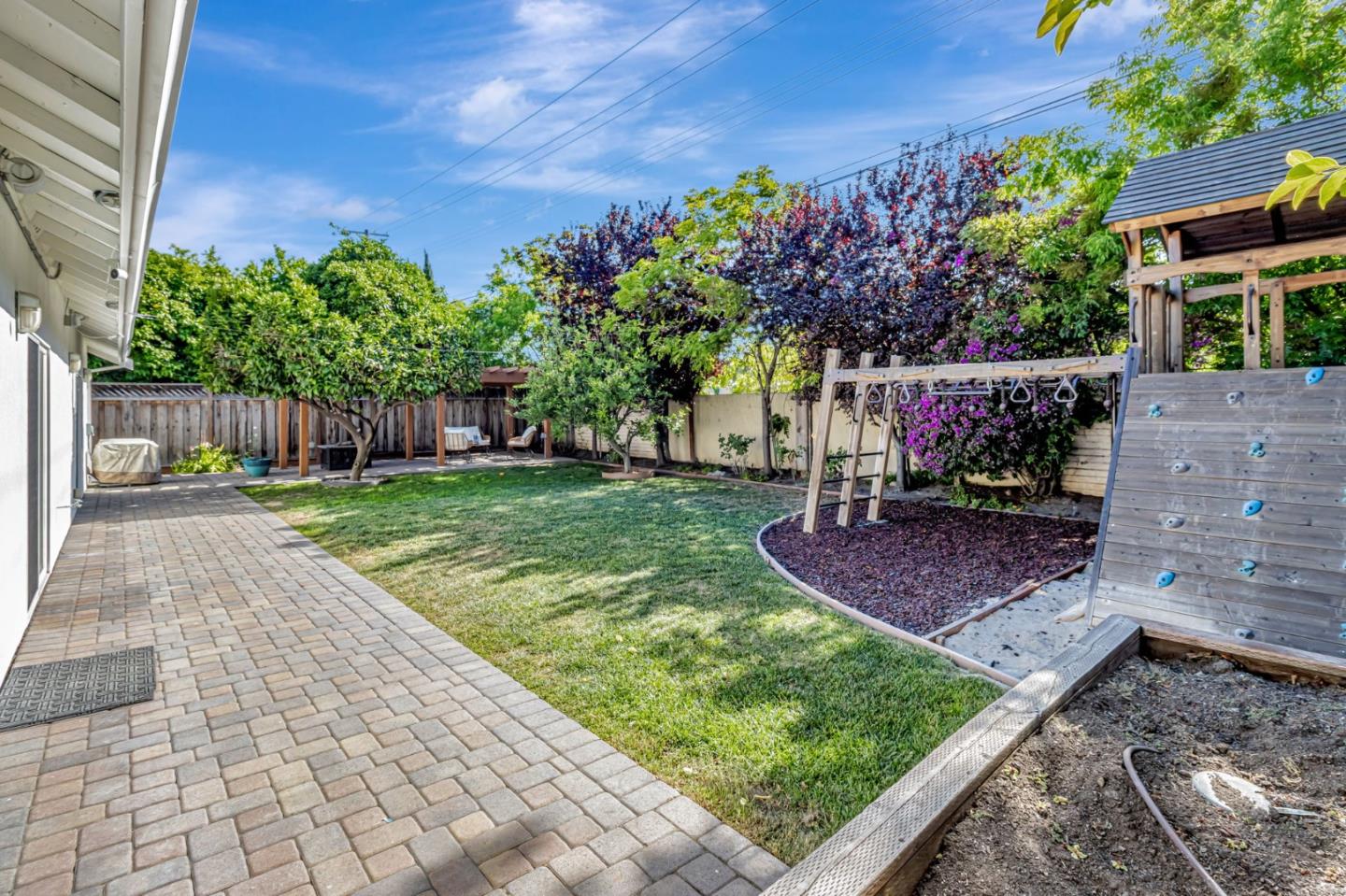Detail Gallery Image 38 of 39 For 1724 Graham Ln, Santa Clara,  CA 95050 - 3 Beds | 2 Baths