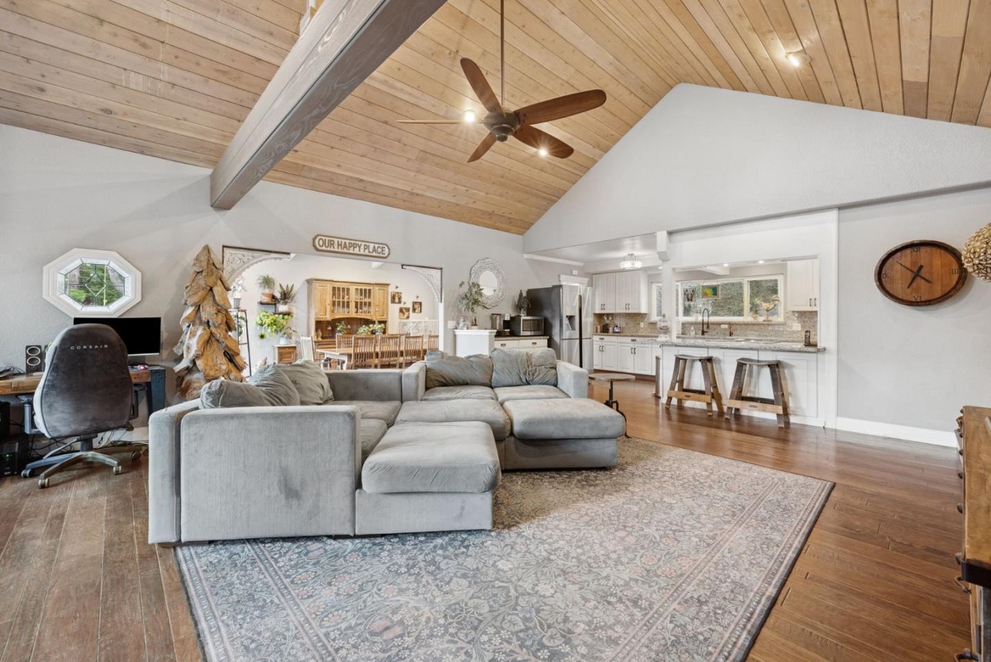 Detail Gallery Image 13 of 84 For 25560 Firhaven Ln, Los Gatos,  CA 95033 - 5 Beds | 3/1 Baths