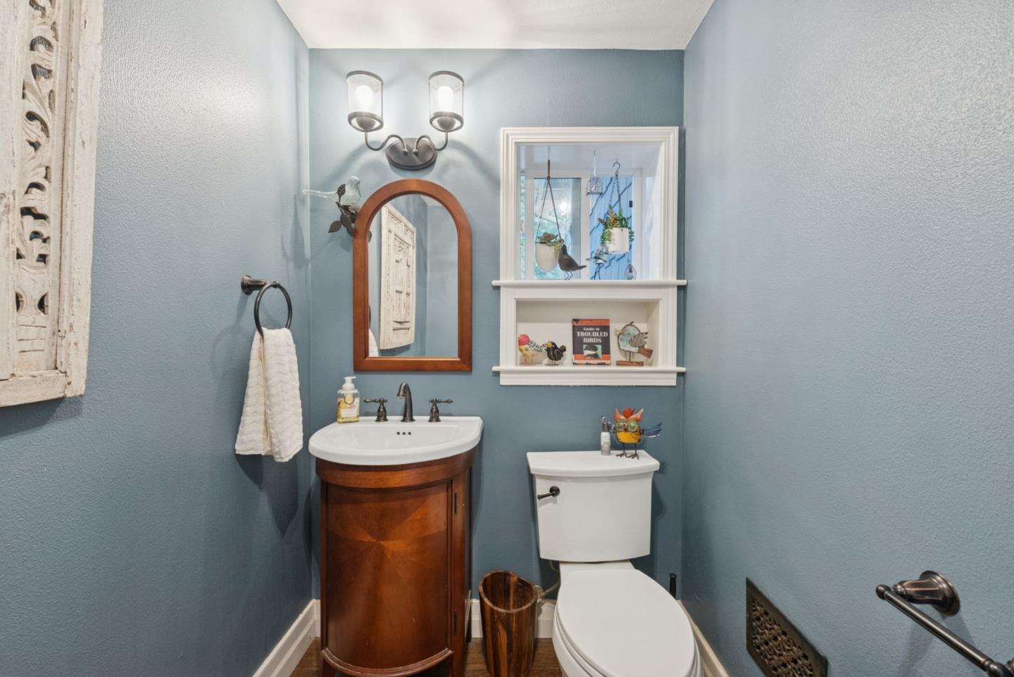 Detail Gallery Image 25 of 84 For 25560 Firhaven Ln, Los Gatos,  CA 95033 - 5 Beds | 3/1 Baths