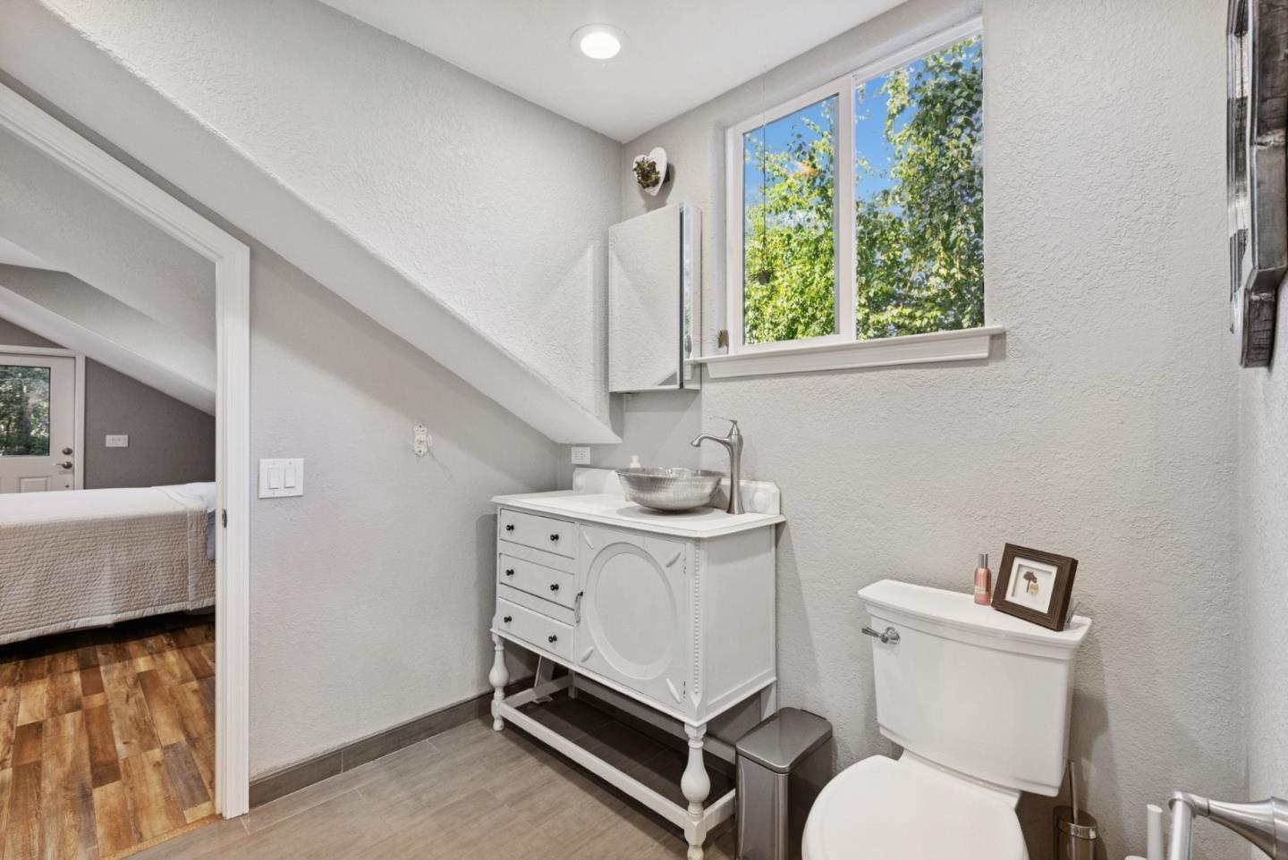 Detail Gallery Image 30 of 84 For 25560 Firhaven Ln, Los Gatos,  CA 95033 - 5 Beds | 3/1 Baths