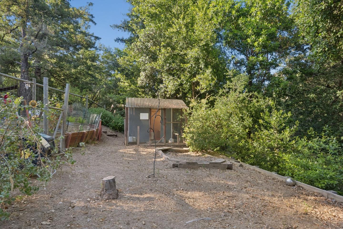Detail Gallery Image 61 of 84 For 25560 Firhaven Ln, Los Gatos,  CA 95033 - 5 Beds | 3/1 Baths