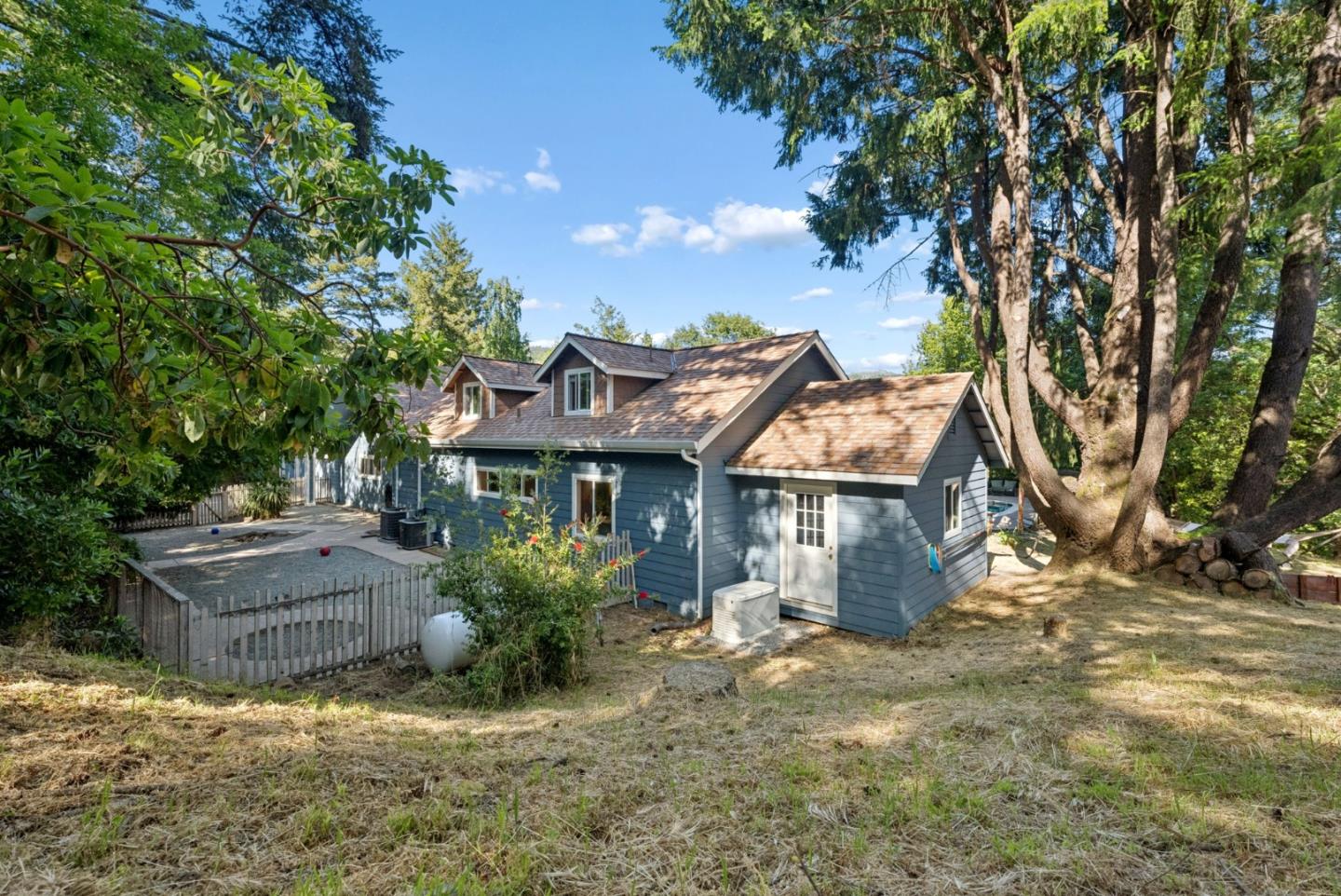 Detail Gallery Image 70 of 84 For 25560 Firhaven Ln, Los Gatos,  CA 95033 - 5 Beds | 3/1 Baths