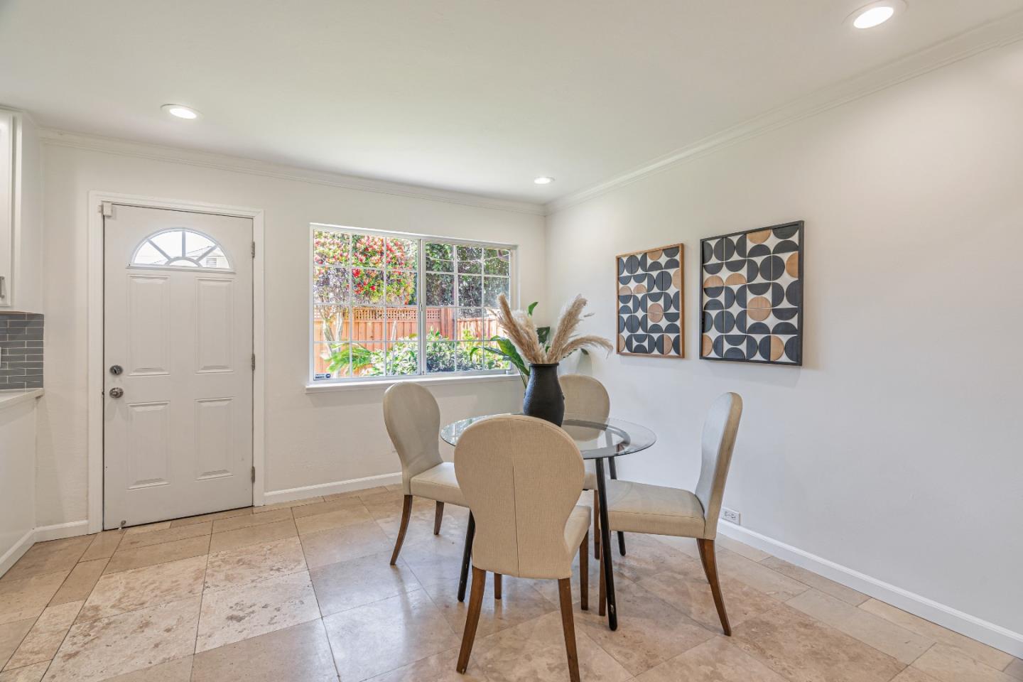 Detail Gallery Image 14 of 34 For 1389 Boysea Dr, San Jose,  CA 95118 - 3 Beds | 2 Baths