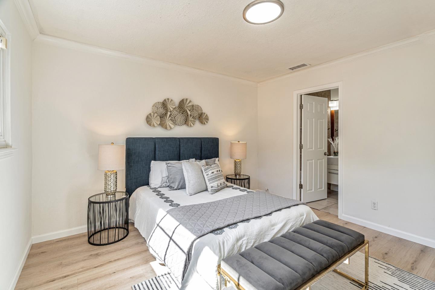 Detail Gallery Image 17 of 34 For 1389 Boysea Dr, San Jose,  CA 95118 - 3 Beds | 2 Baths