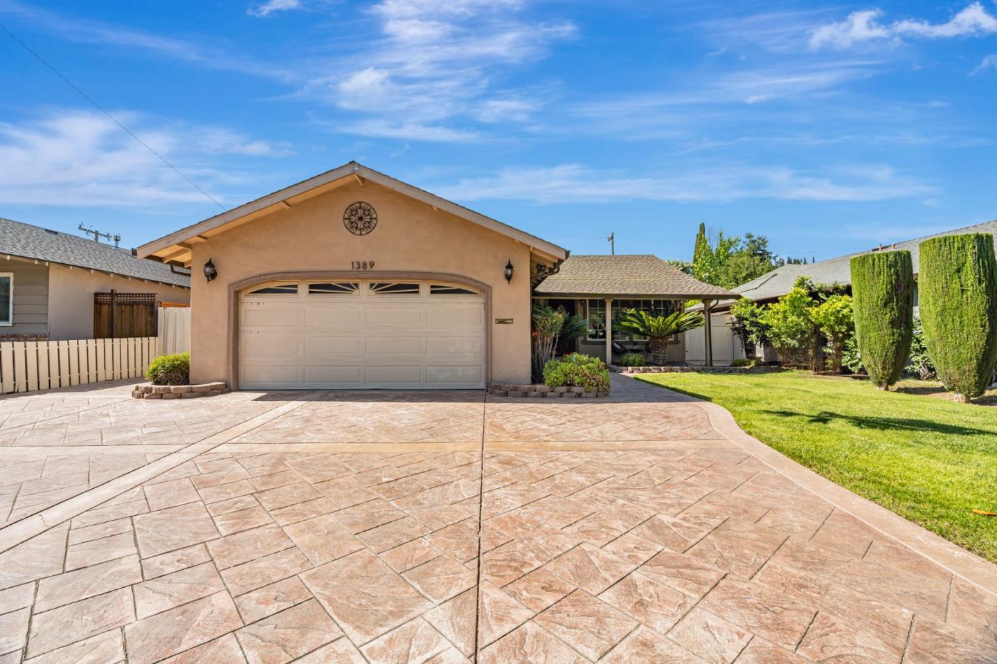 Detail Gallery Image 3 of 34 For 1389 Boysea Dr, San Jose,  CA 95118 - 3 Beds | 2 Baths