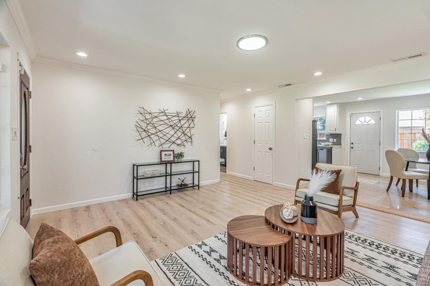 Detail Gallery Image 8 of 34 For 1389 Boysea Dr, San Jose,  CA 95118 - 3 Beds | 2 Baths