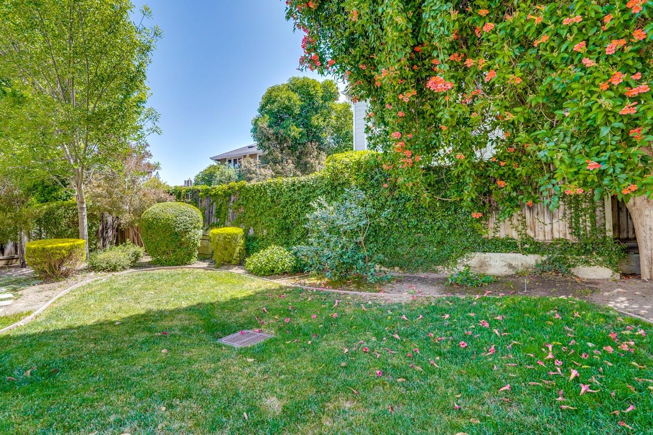 Detail Gallery Image 65 of 66 For 620 Willowgate St #5,  Mountain View,  CA 94043 - 3 Beds | 2/1 Baths
