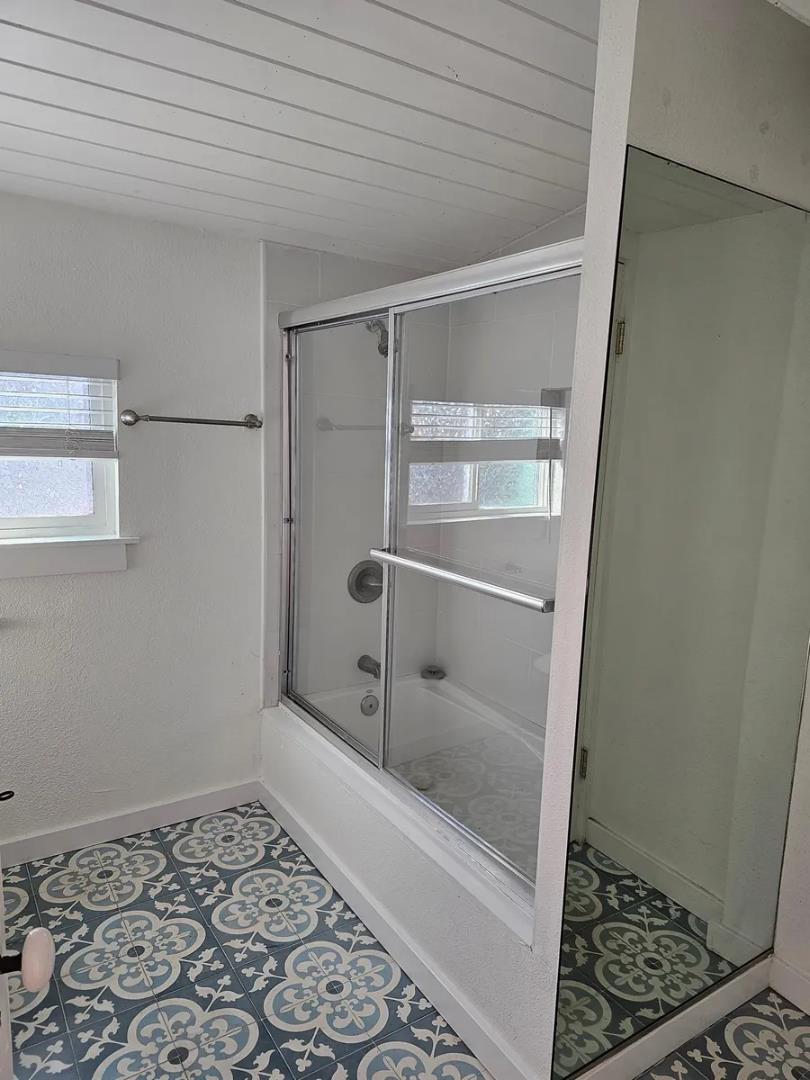 Detail Gallery Image 15 of 24 For 106 Saxon Ave, Capitola,  CA 95010 - 4 Beds | 2 Baths