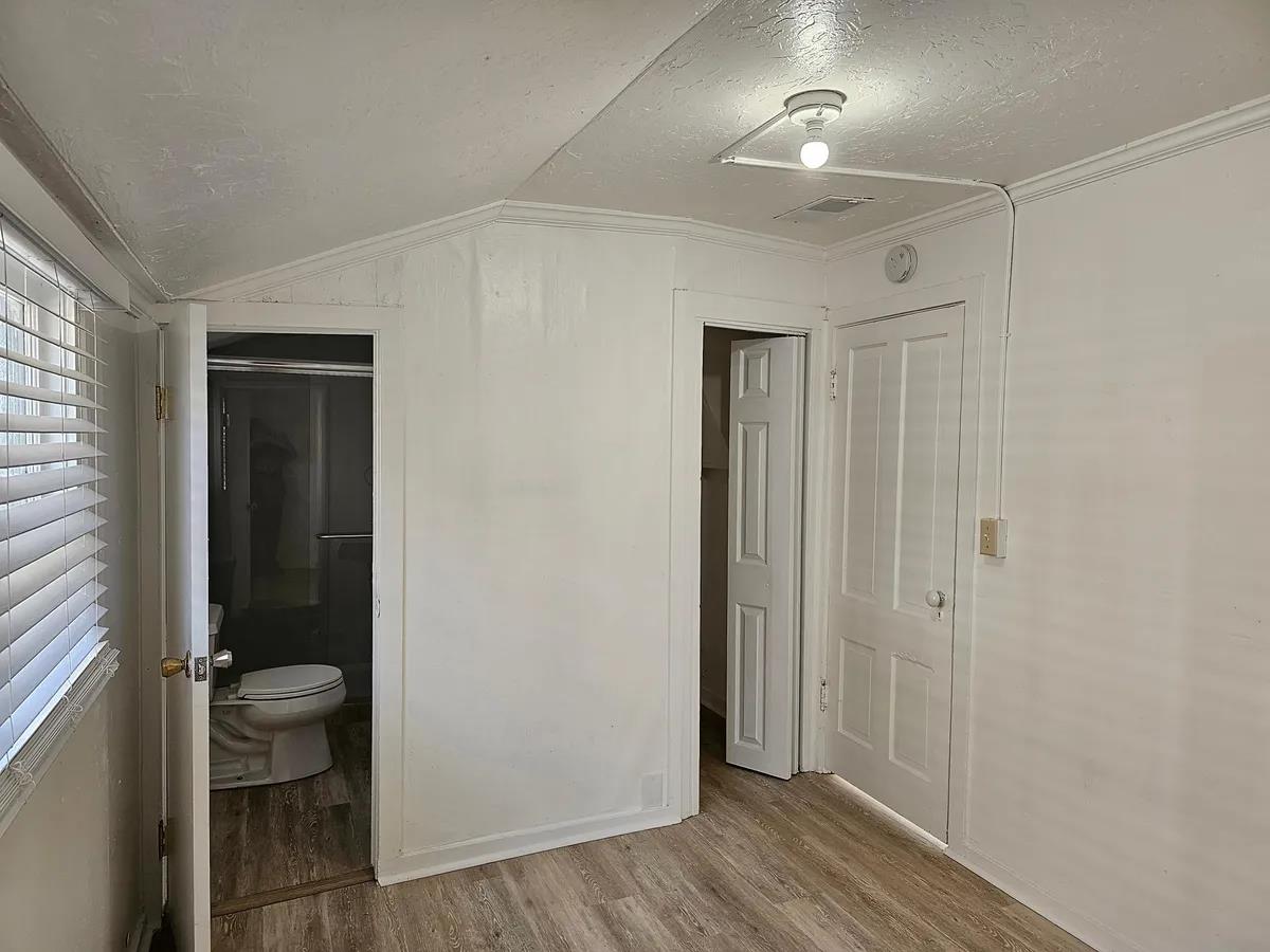 Detail Gallery Image 16 of 24 For 106 Saxon Ave, Capitola,  CA 95010 - 4 Beds | 2 Baths