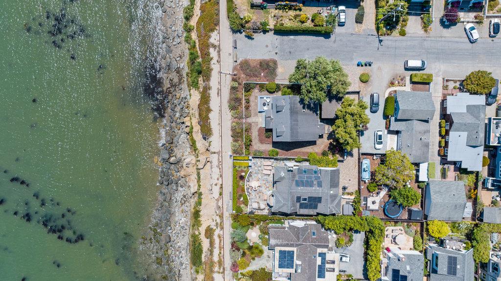 Detail Gallery Image 18 of 24 For 106 Saxon Ave, Capitola,  CA 95010 - 4 Beds | 2 Baths