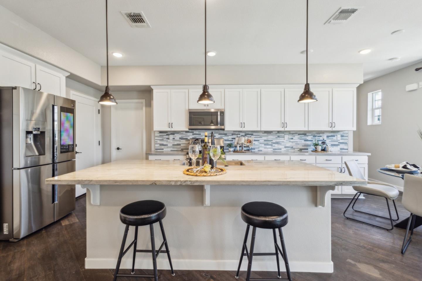 Detail Gallery Image 10 of 34 For 37659 Shelter Rd, Newark,  CA 94560 - 3 Beds | 2/1 Baths