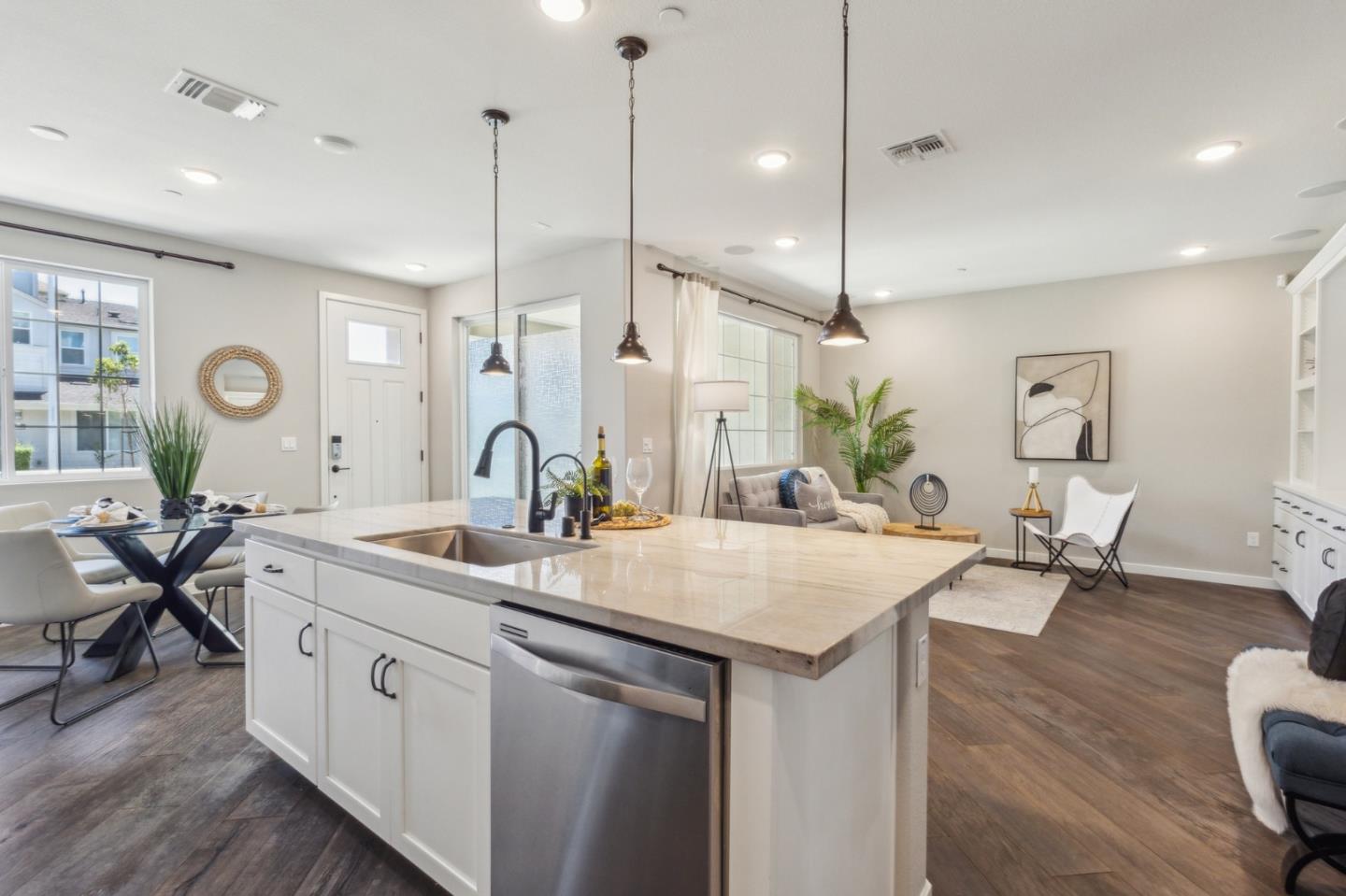 Detail Gallery Image 11 of 34 For 37659 Shelter Rd, Newark,  CA 94560 - 3 Beds | 2/1 Baths