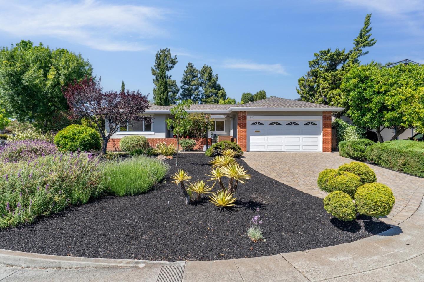 Detail Gallery Image 2 of 46 For 1410 Thunderbird Ave, Sunnyvale,  CA 94087 - 3 Beds | 2 Baths