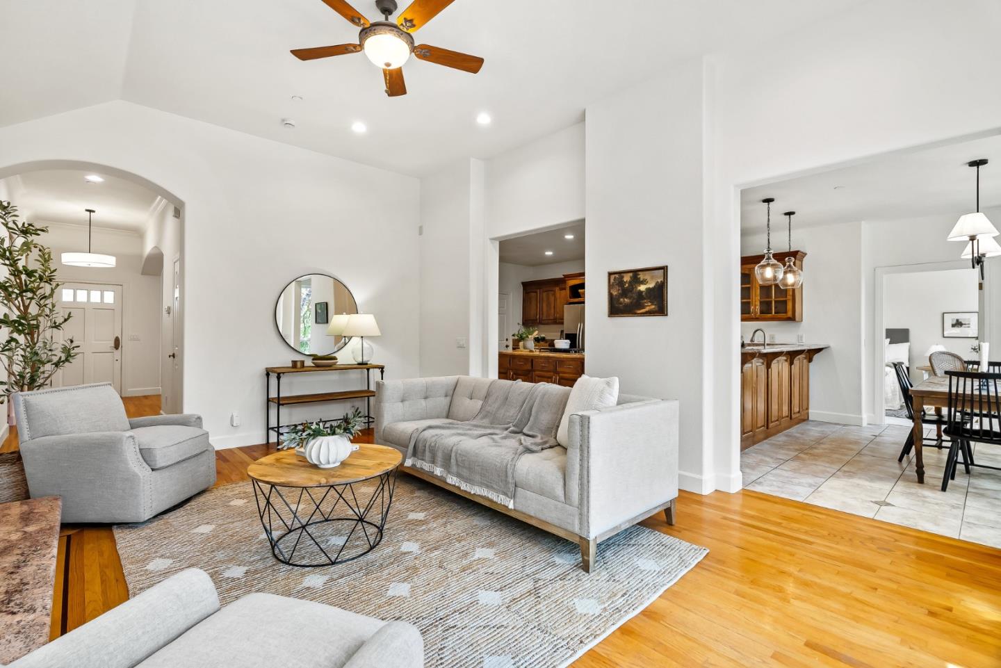 Detail Gallery Image 10 of 41 For 1800 Jasper Highlands Dr, Morgan Hill,  CA 95037 - 3 Beds | 2/1 Baths