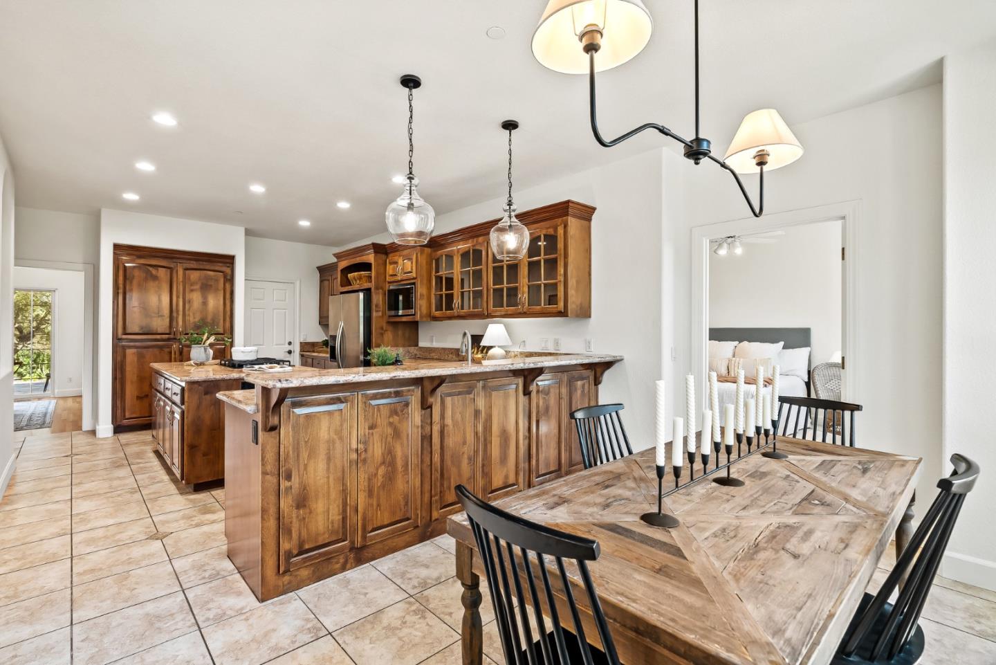 Detail Gallery Image 11 of 41 For 1800 Jasper Highlands Dr, Morgan Hill,  CA 95037 - 3 Beds | 2/1 Baths