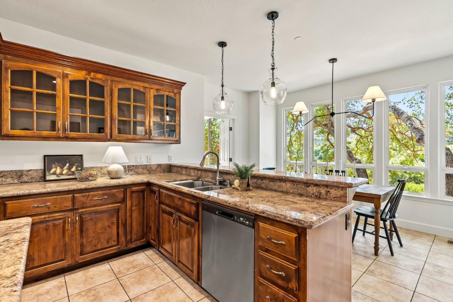 Detail Gallery Image 13 of 41 For 1800 Jasper Highlands Dr, Morgan Hill,  CA 95037 - 3 Beds | 2/1 Baths