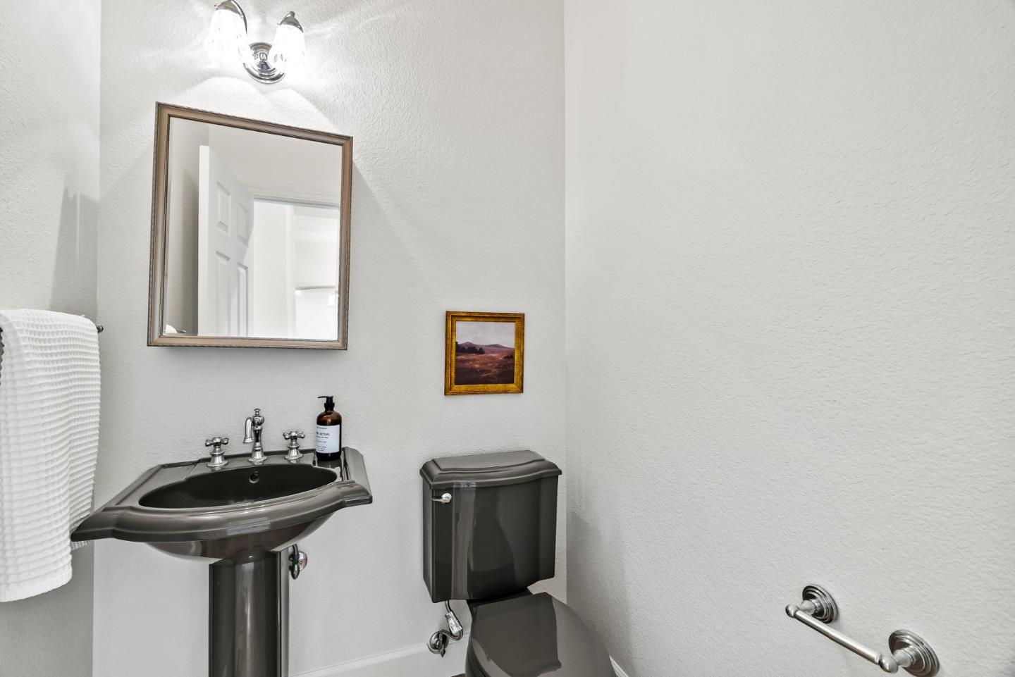 Detail Gallery Image 19 of 41 For 1800 Jasper Highlands Dr, Morgan Hill,  CA 95037 - 3 Beds | 2/1 Baths