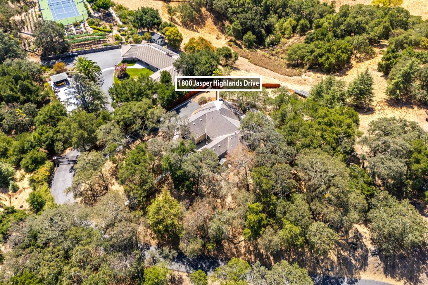 Detail Gallery Image 35 of 41 For 1800 Jasper Highlands Dr, Morgan Hill,  CA 95037 - 3 Beds | 2/1 Baths