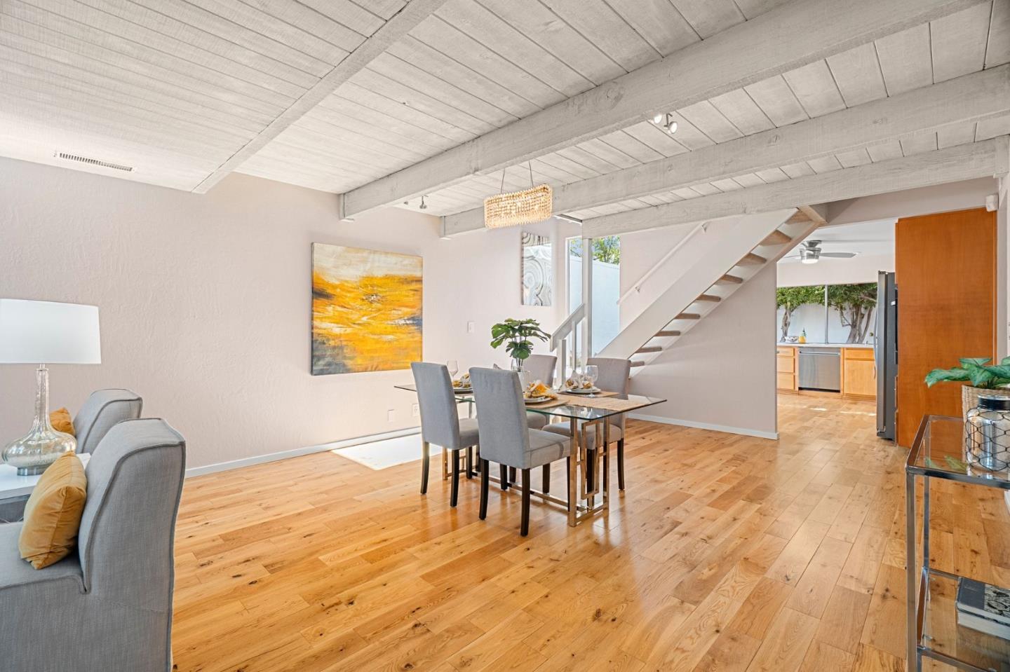 Detail Gallery Image 10 of 44 For 1393 Sydney Dr, Sunnyvale,  CA 94087 - 3 Beds | 2 Baths
