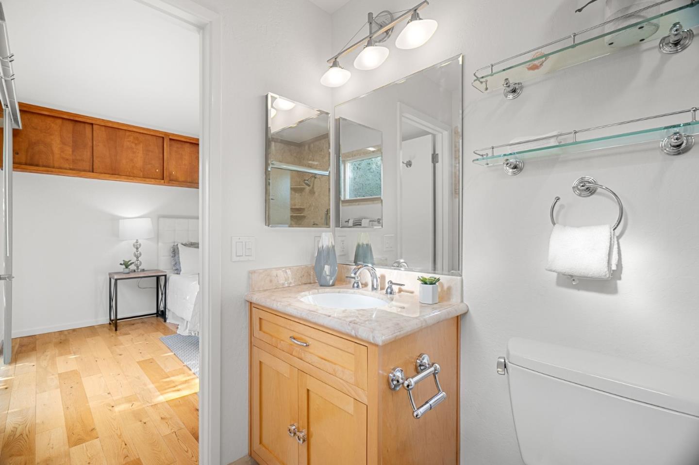 Detail Gallery Image 27 of 44 For 1393 Sydney Dr, Sunnyvale,  CA 94087 - 3 Beds | 2 Baths