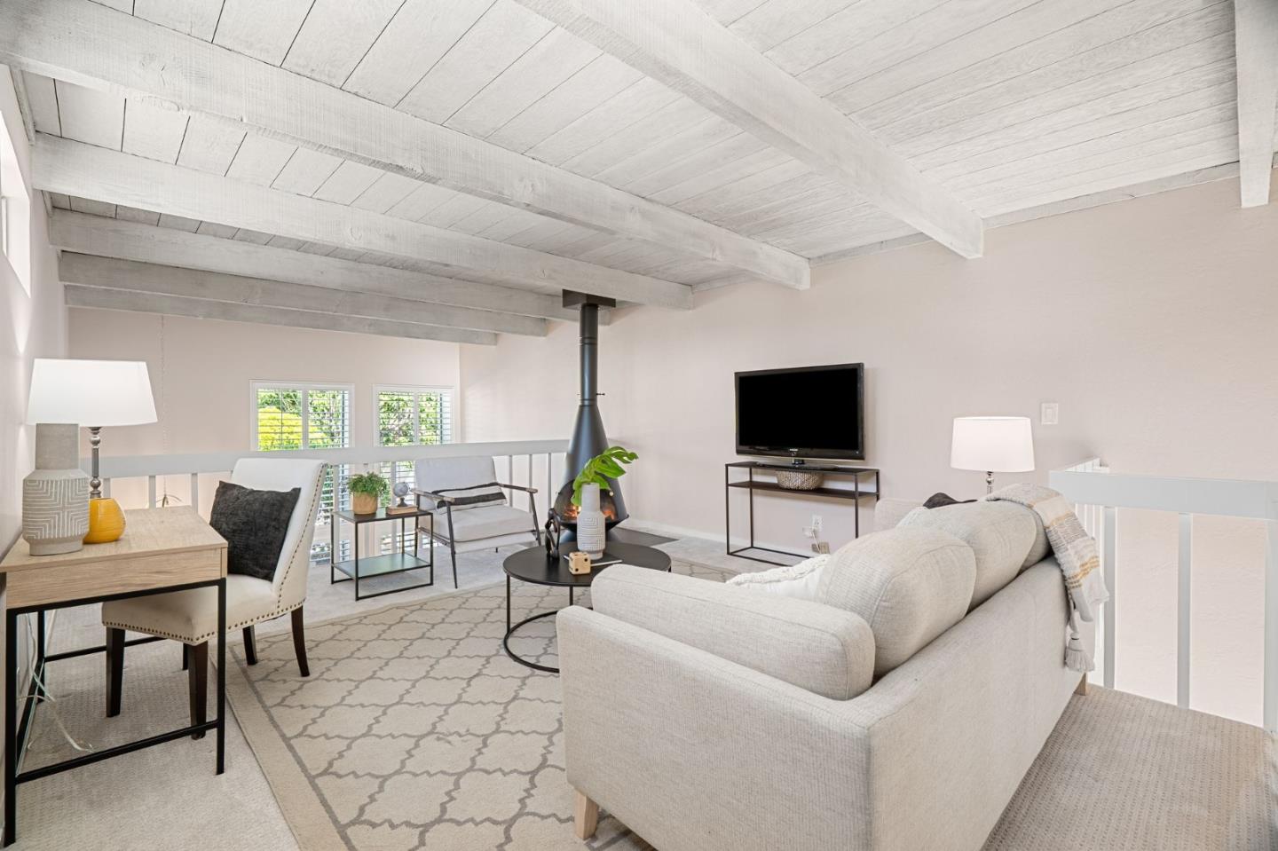 Detail Gallery Image 32 of 44 For 1393 Sydney Dr, Sunnyvale,  CA 94087 - 3 Beds | 2 Baths