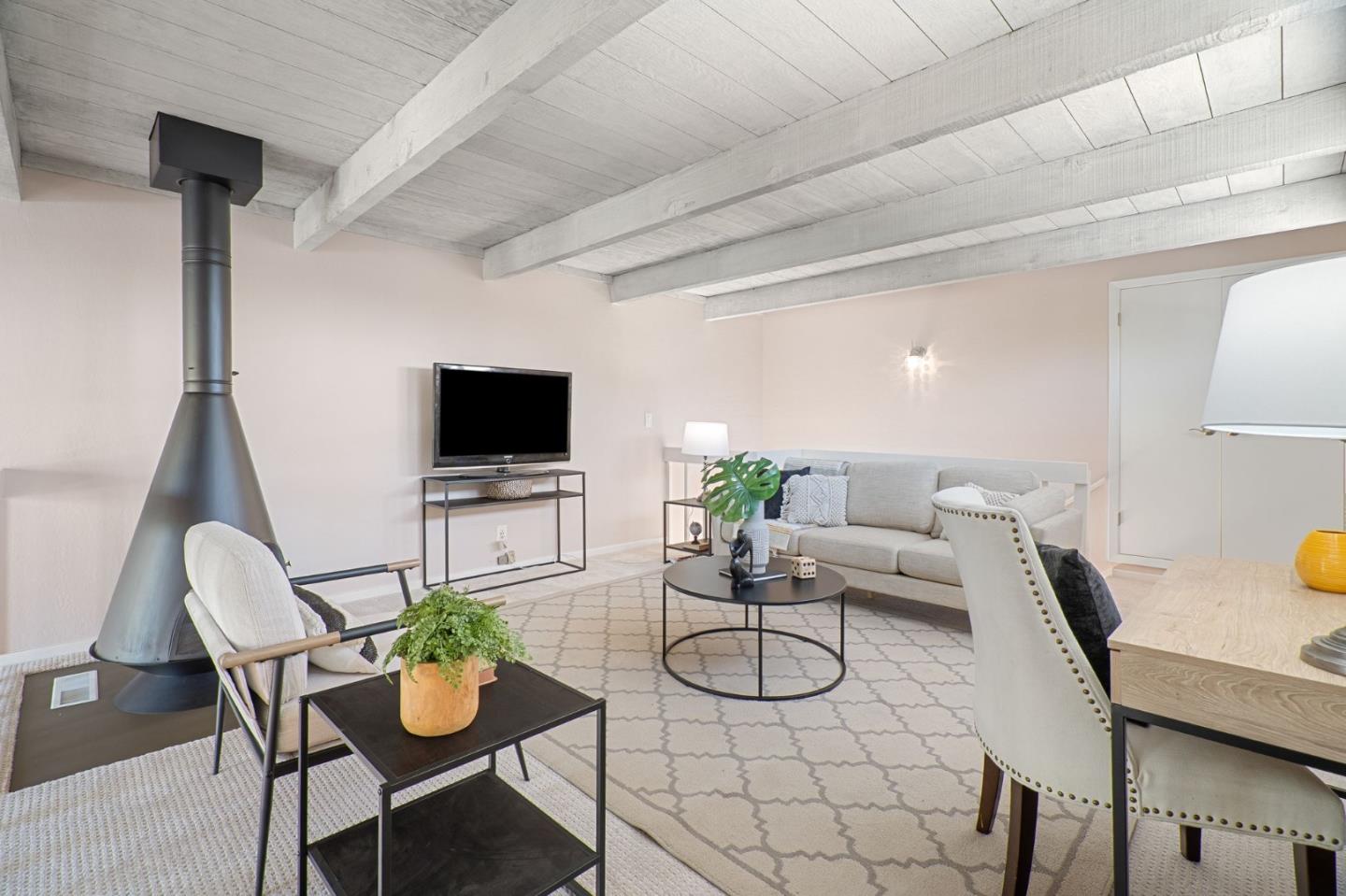 Detail Gallery Image 33 of 44 For 1393 Sydney Dr, Sunnyvale,  CA 94087 - 3 Beds | 2 Baths