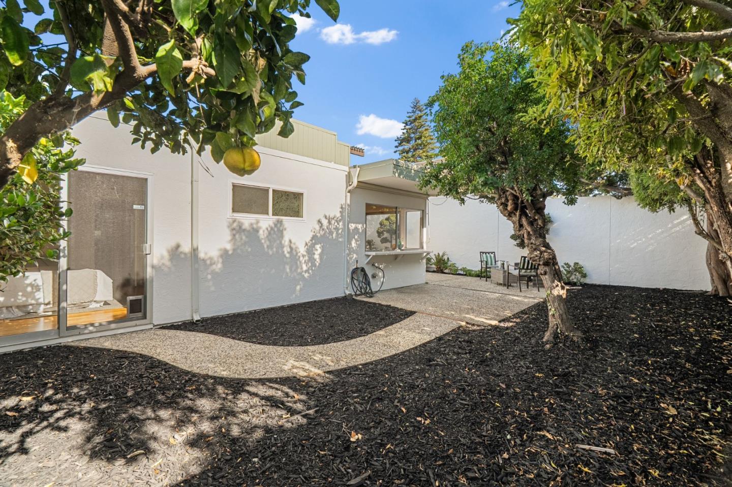 Detail Gallery Image 34 of 44 For 1393 Sydney Dr, Sunnyvale,  CA 94087 - 3 Beds | 2 Baths