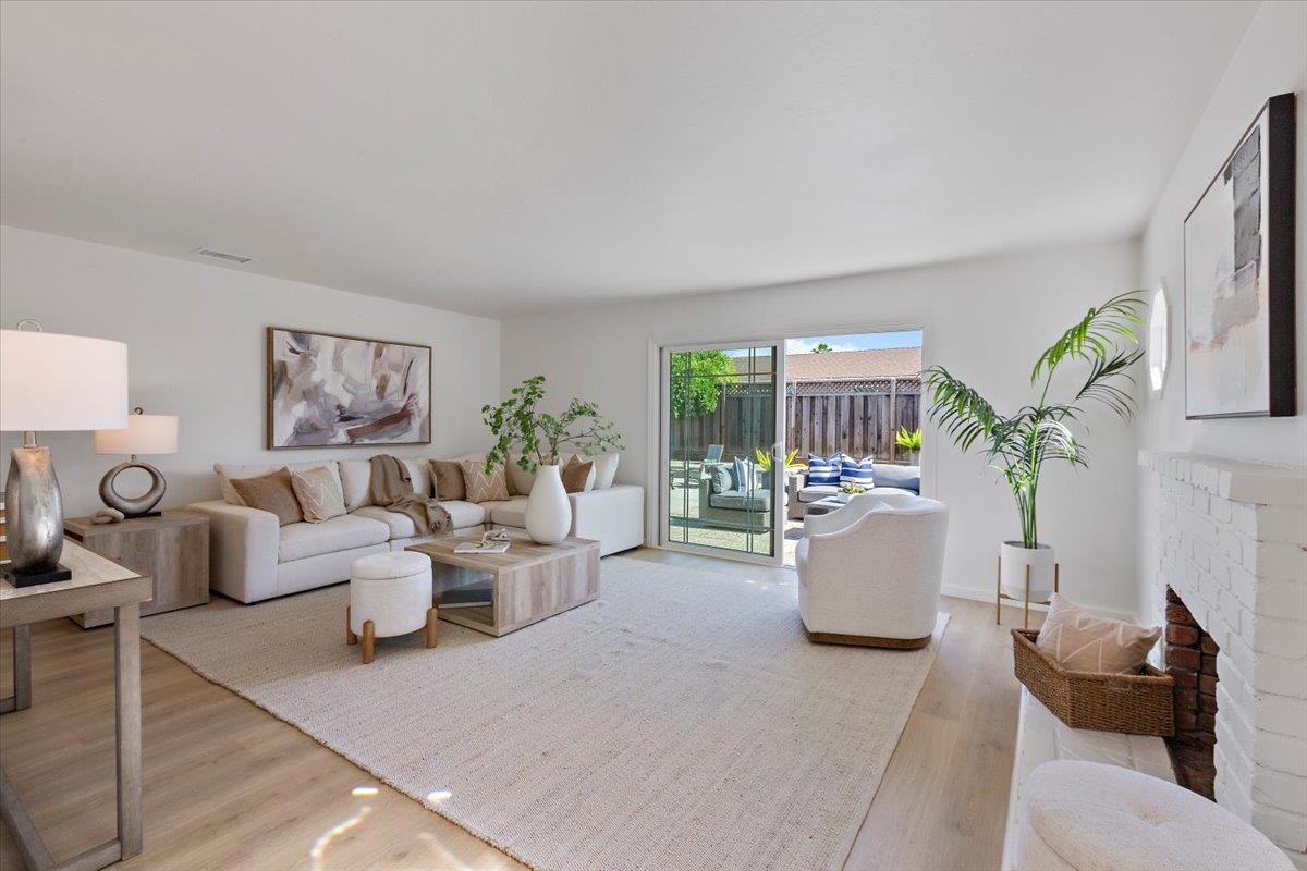 Detail Gallery Image 10 of 25 For 1826 Ronie Way, San Jose,  CA 95124 - 3 Beds | 2 Baths