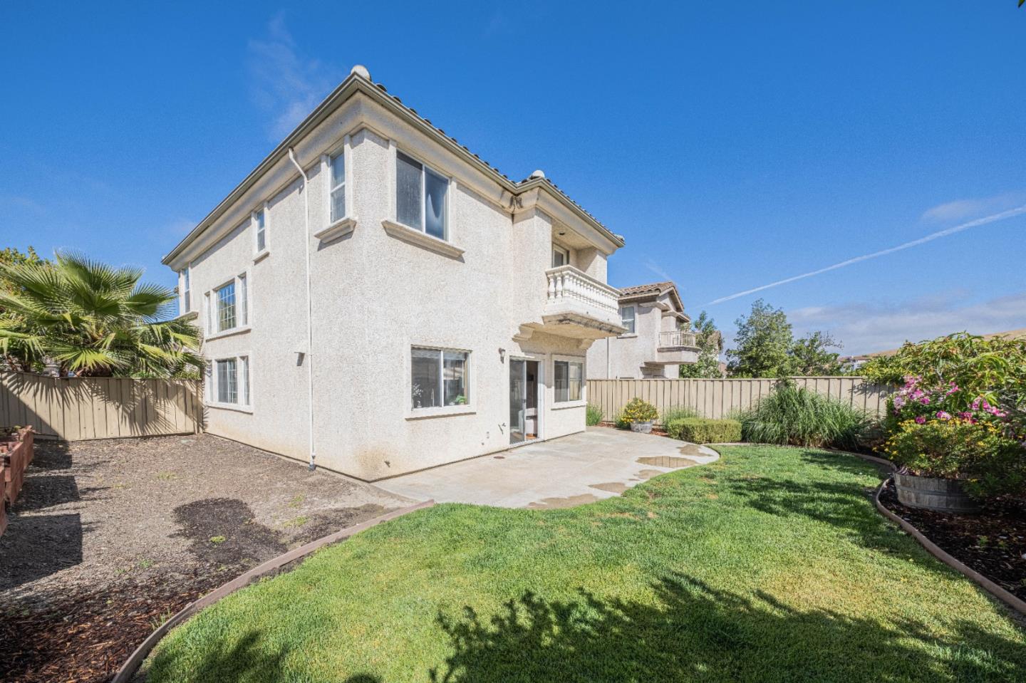 Detail Gallery Image 19 of 50 For 27320 Bavella Way, Salinas,  CA 93908 - 4 Beds | 2/1 Baths