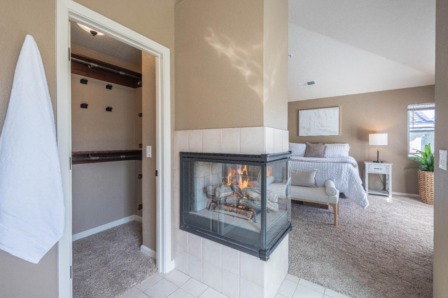 Detail Gallery Image 34 of 50 For 27320 Bavella Way, Salinas,  CA 93908 - 4 Beds | 2/1 Baths