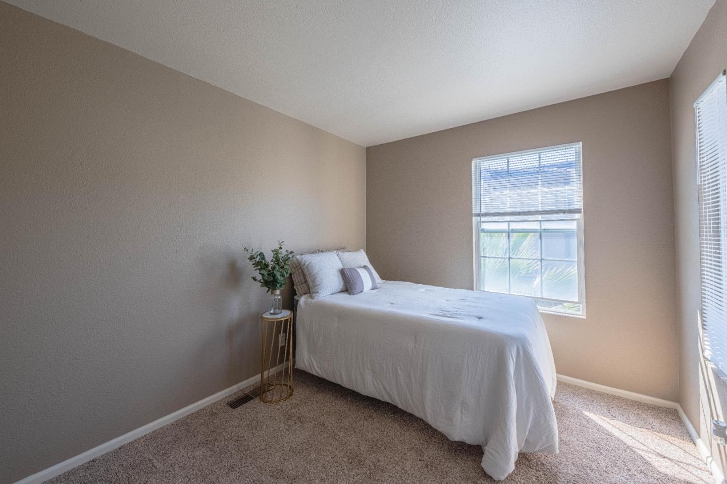 Detail Gallery Image 44 of 50 For 27320 Bavella Way, Salinas,  CA 93908 - 4 Beds | 2/1 Baths