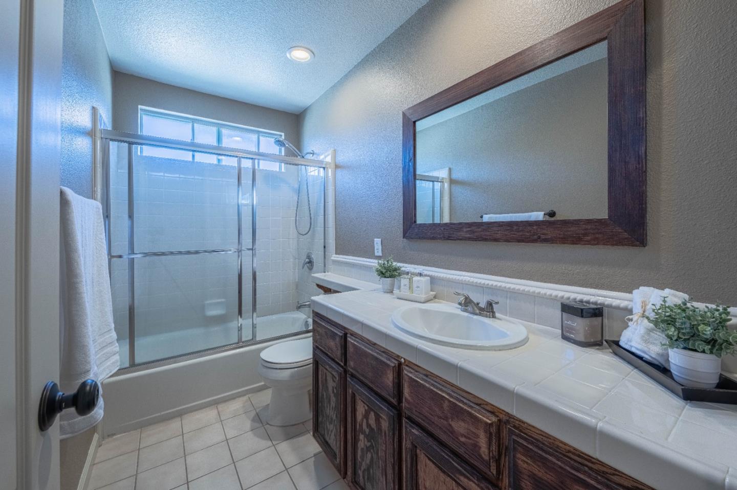 Detail Gallery Image 46 of 50 For 27320 Bavella Way, Salinas,  CA 93908 - 4 Beds | 2/1 Baths