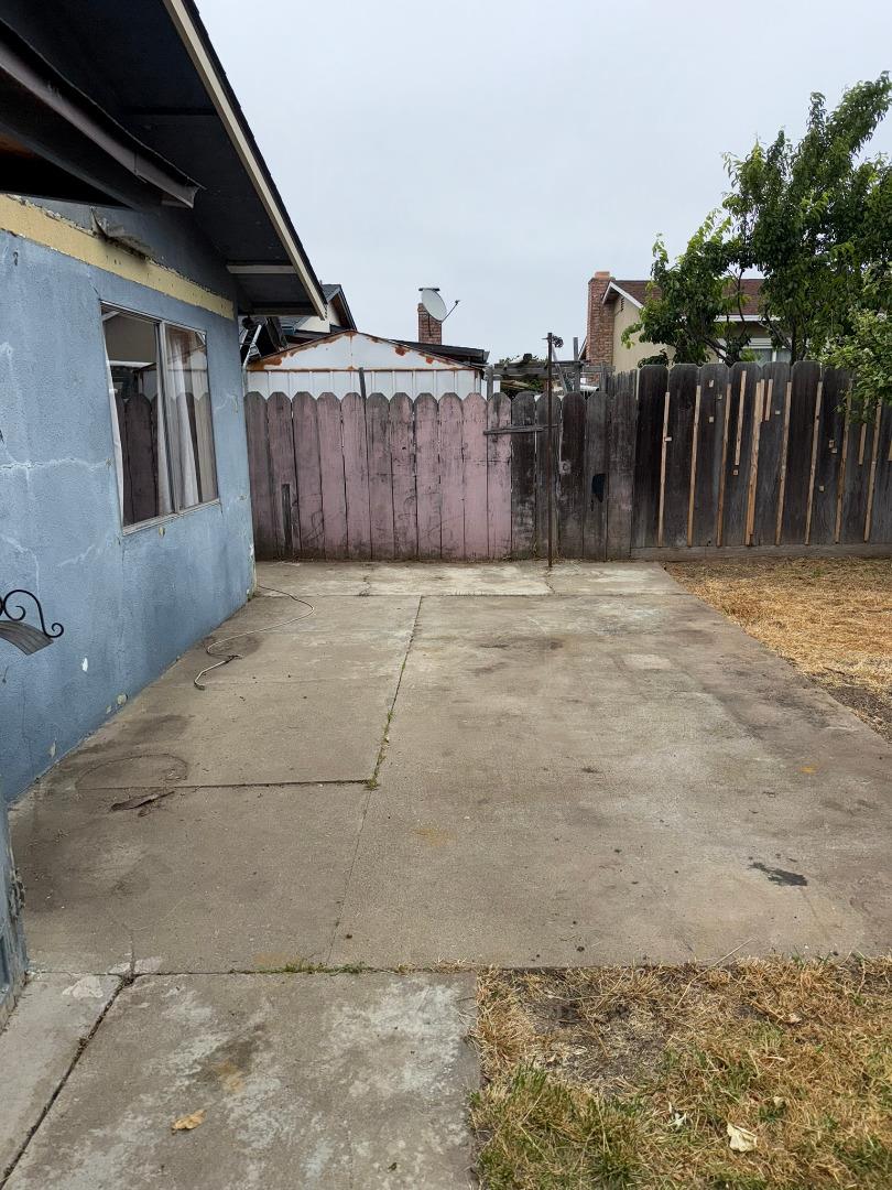 Detail Gallery Image 17 of 18 For 1648 Chico Way, Salinas,  CA 93906 - 3 Beds | 1/1 Baths