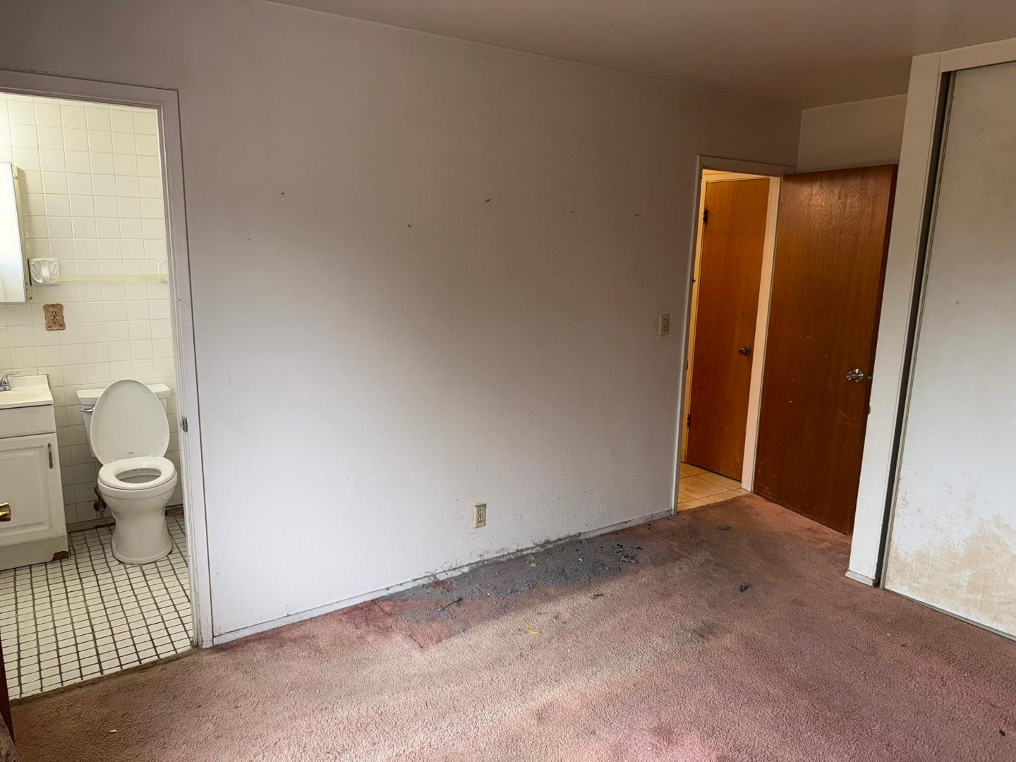 Detail Gallery Image 7 of 18 For 1648 Chico Way, Salinas,  CA 93906 - 3 Beds | 1/1 Baths