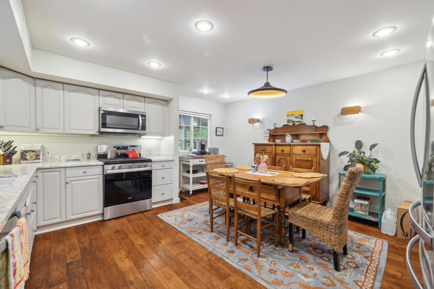 Detail Gallery Image 10 of 98 For 11691 Alta via Dr, Brookdale,  CA 95007 - 4 Beds | 2 Baths