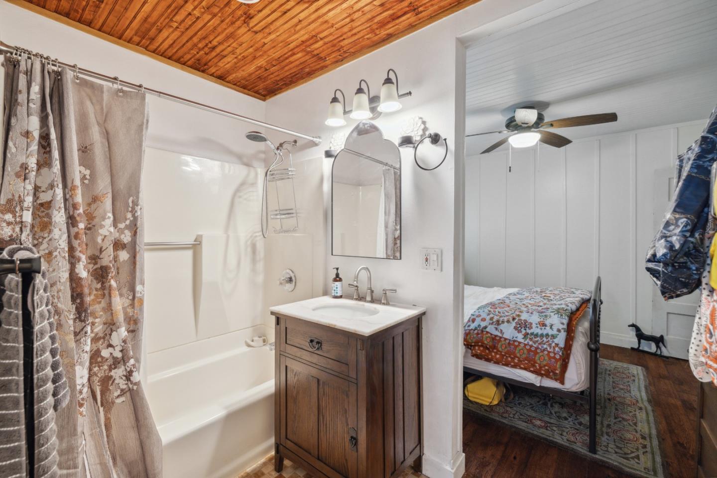 Detail Gallery Image 19 of 98 For 11691 Alta via Dr, Brookdale,  CA 95007 - 4 Beds | 2 Baths
