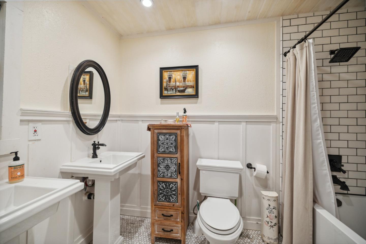 Detail Gallery Image 23 of 98 For 11691 Alta via Dr, Brookdale,  CA 95007 - 4 Beds | 2 Baths