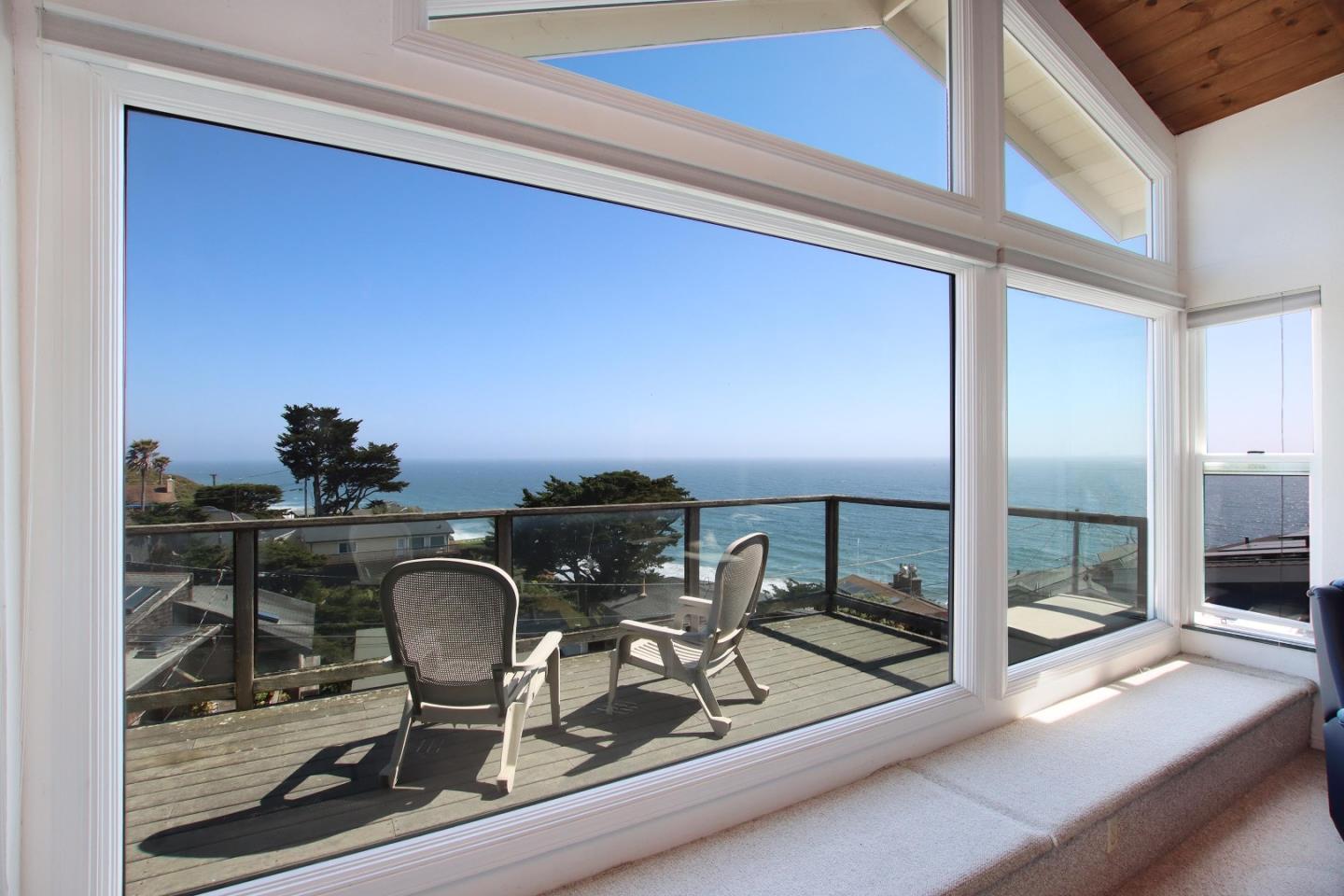 Detail Gallery Image 19 of 44 For 51 Sunset Dr, Watsonville,  CA 95076 - 3 Beds | 2 Baths