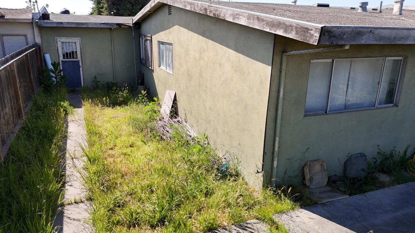 Detail Gallery Image 12 of 12 For 1443 Parsons Ave, Salinas,  CA 93906 - 3 Beds | 2 Baths