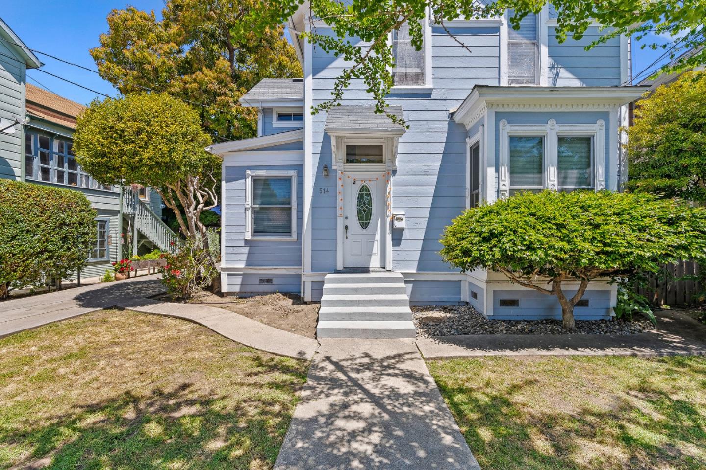 Detail Gallery Image 3 of 25 For 514 Washington St, Santa Cruz,  CA 95060 - – Beds | – Baths