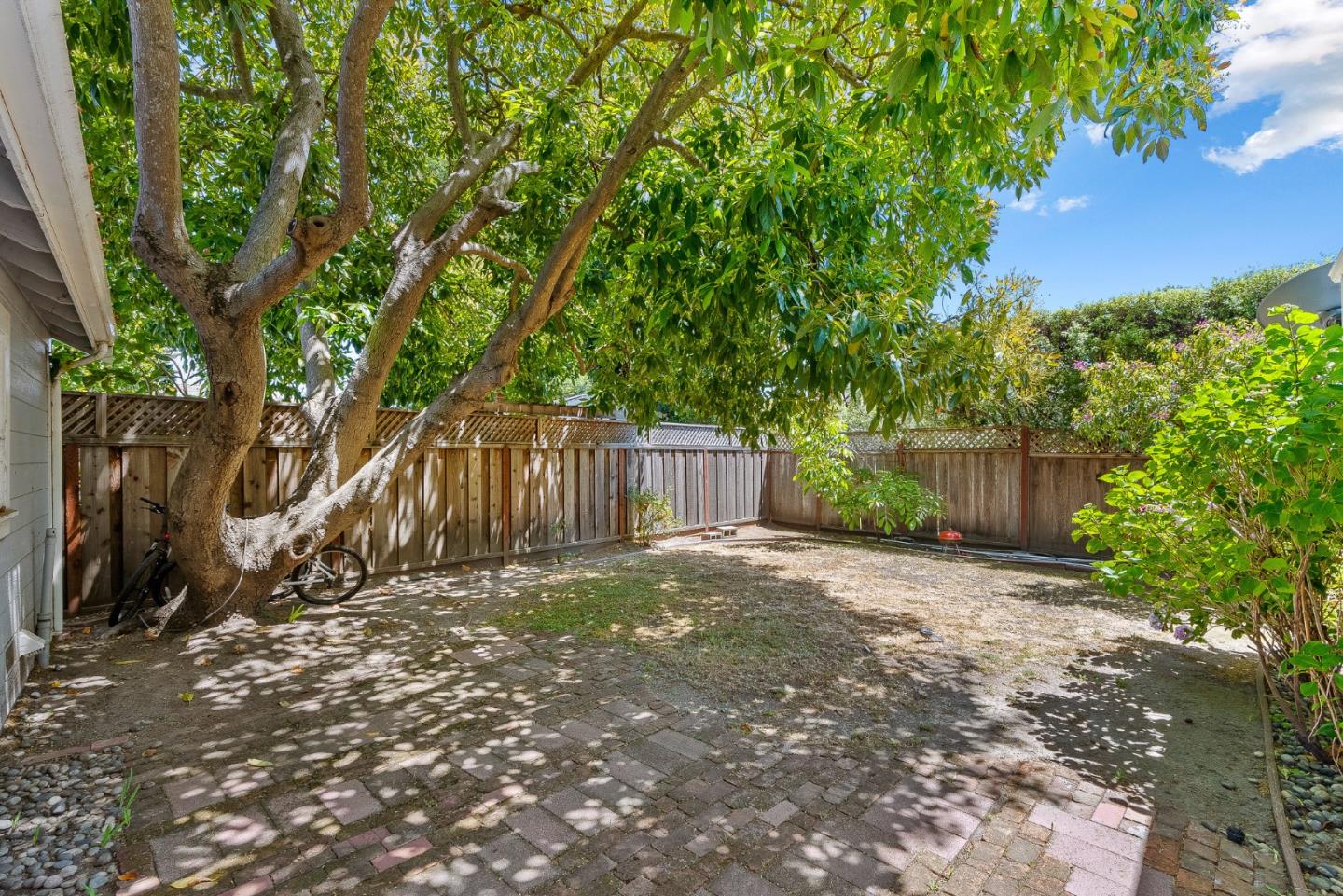 Detail Gallery Image 7 of 25 For 514 Washington St, Santa Cruz,  CA 95060 - – Beds | – Baths