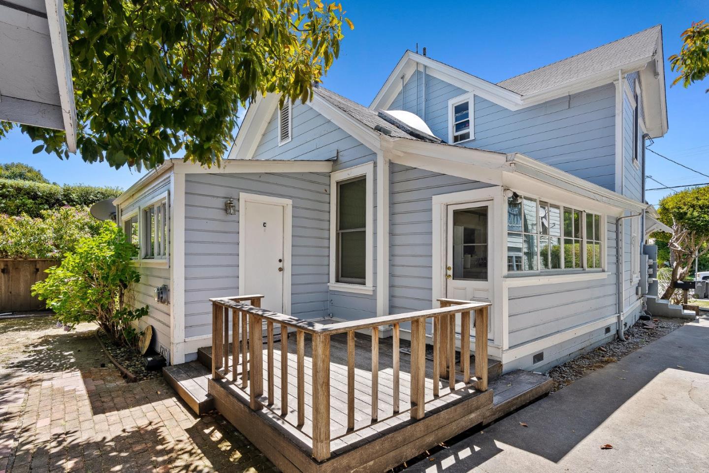 Detail Gallery Image 6 of 25 For 514 Washington St, Santa Cruz,  CA 95060 - 4 Beds | 3 Baths