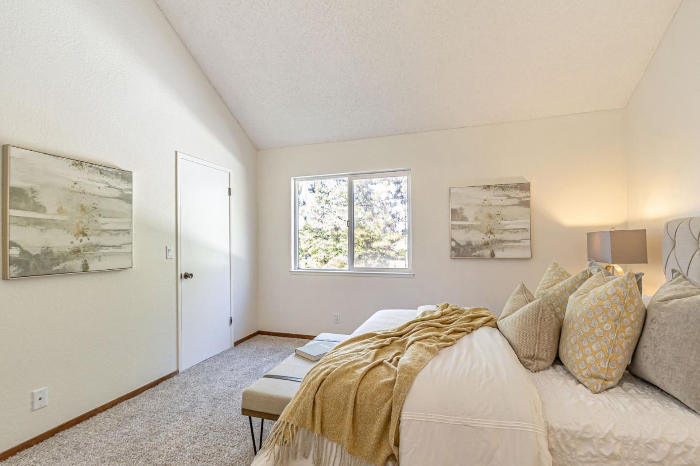 Detail Gallery Image 11 of 47 For 5386 Borneo Cir, San Jose,  CA 95123 - 3 Beds | 2 Baths