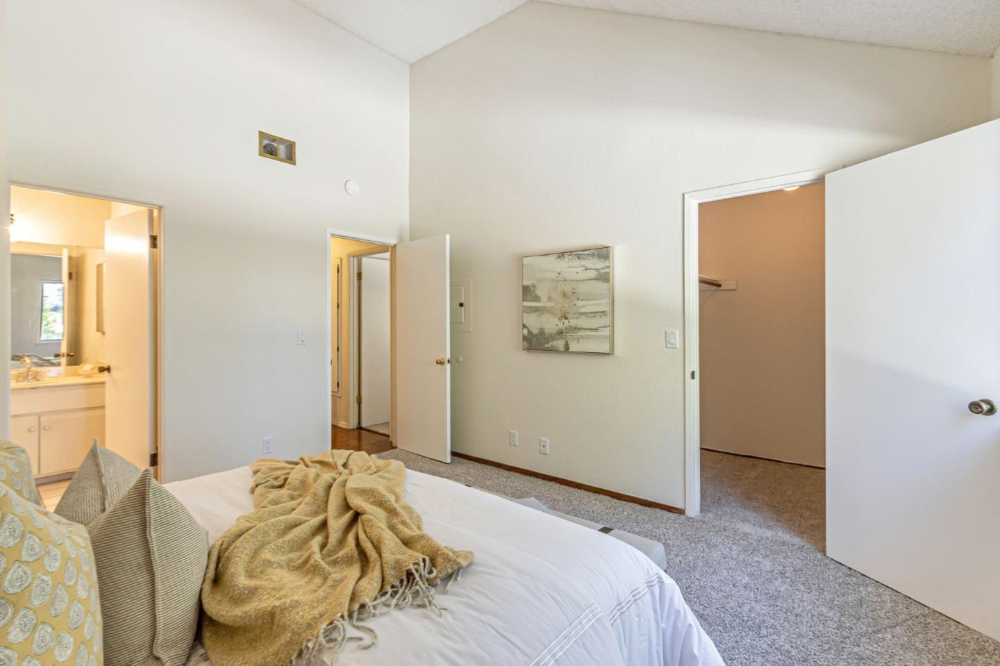 Detail Gallery Image 14 of 47 For 5386 Borneo Cir, San Jose,  CA 95123 - 3 Beds | 2 Baths