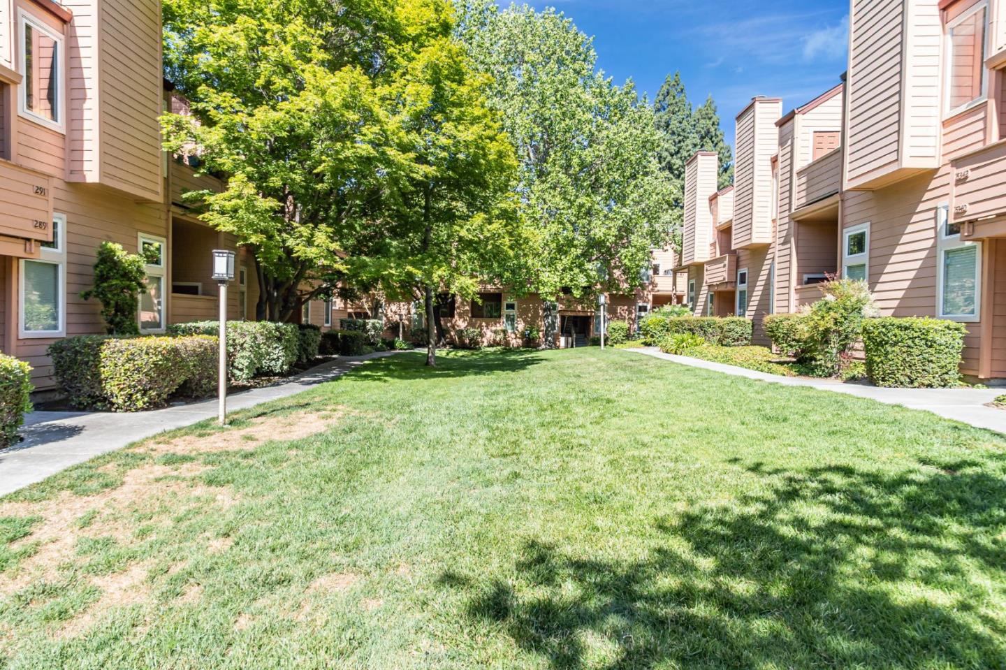 Detail Gallery Image 42 of 47 For 5386 Borneo Cir, San Jose,  CA 95123 - 3 Beds | 2 Baths