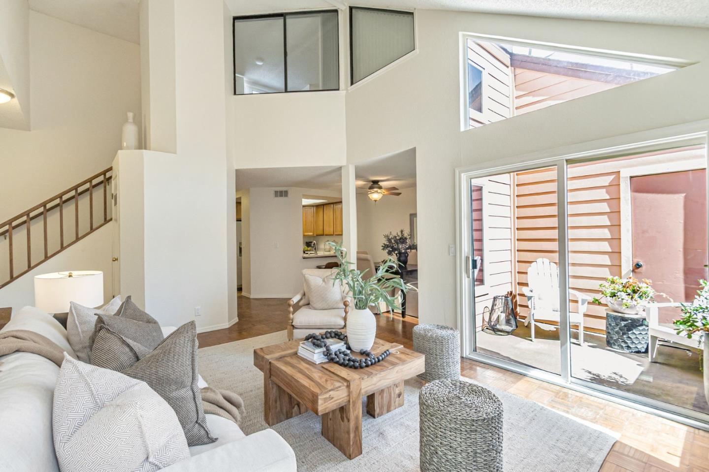Detail Gallery Image 6 of 47 For 5386 Borneo Cir, San Jose,  CA 95123 - 3 Beds | 2 Baths