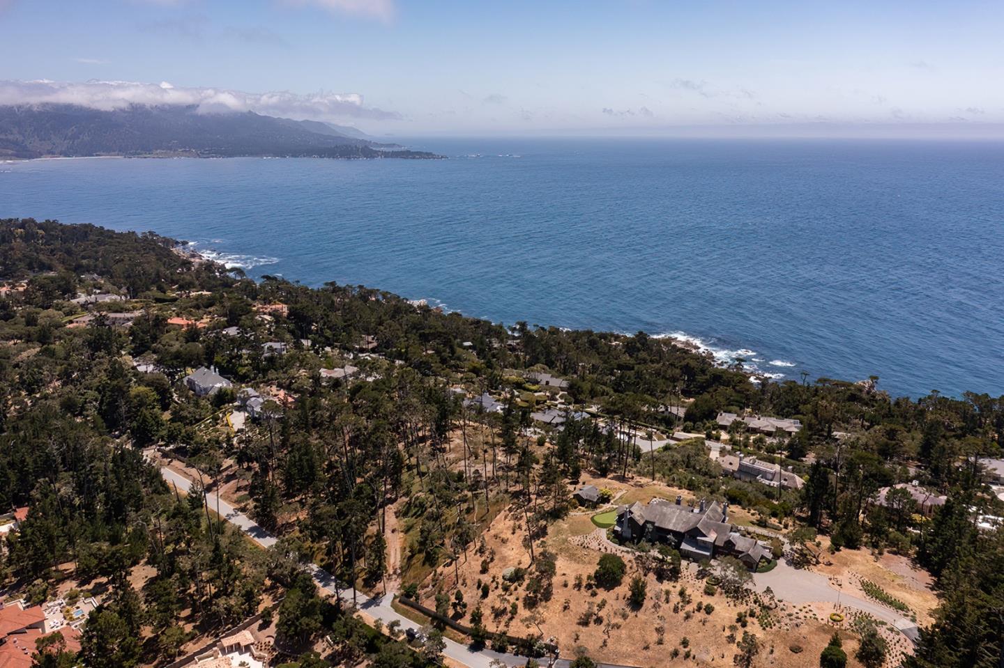 Detail Gallery Image 5 of 8 For 1272 Portola Rd, Pebble Beach,  CA 93953 - – Beds | – Baths