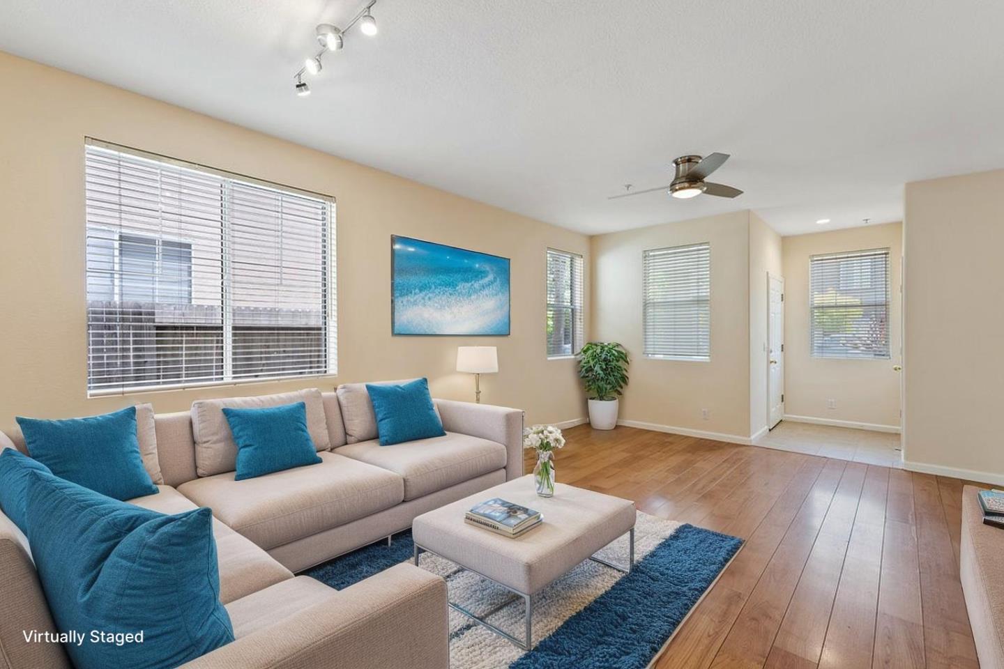 Detail Gallery Image 2 of 35 For 93 Vista Pointe Dr, Watsonville,  CA 95076 - 4 Beds | 2/1 Baths